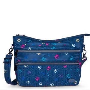 NWT Lug Slider Crossbody / Shoulder Bag in Paws Navy